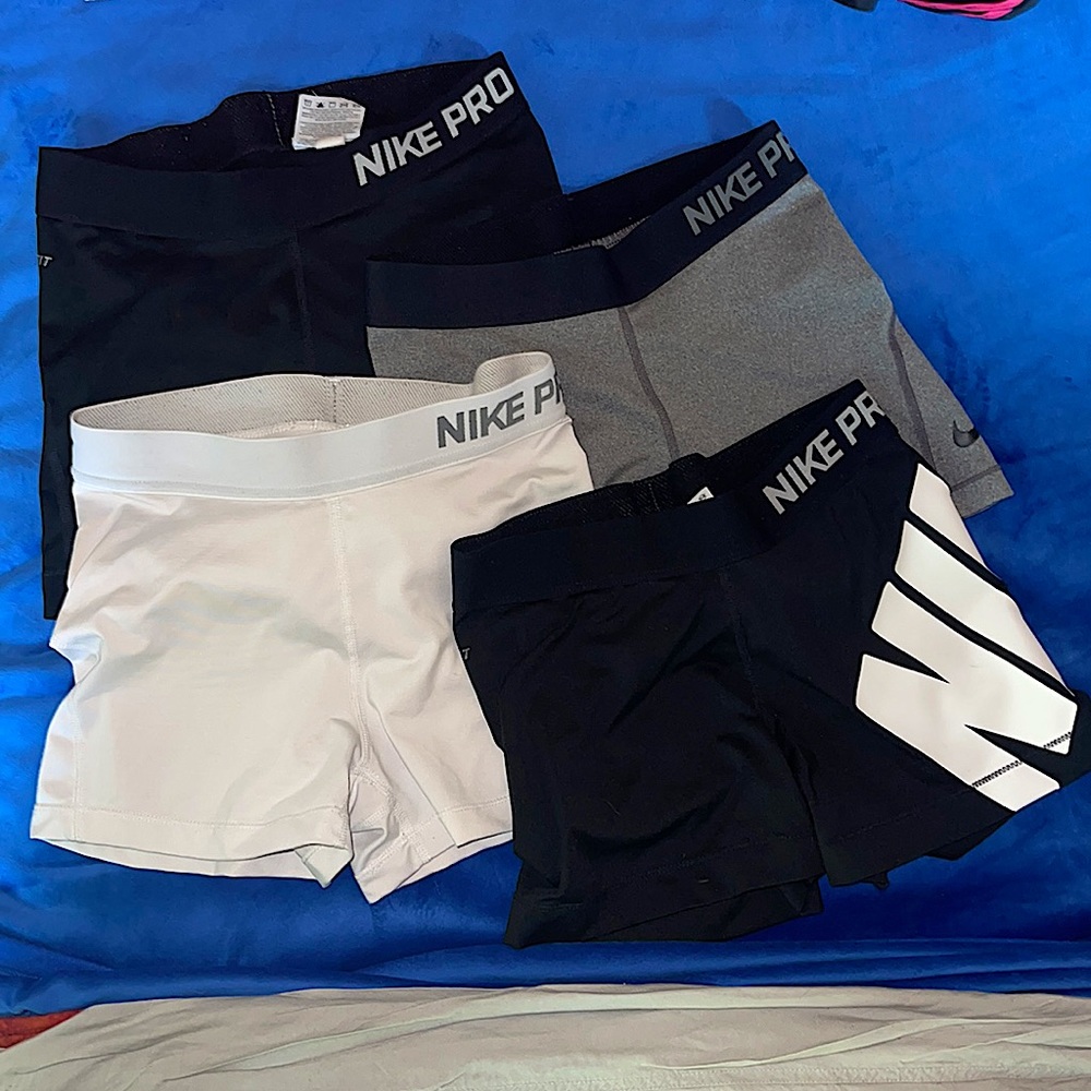 Nike Pro Bundle